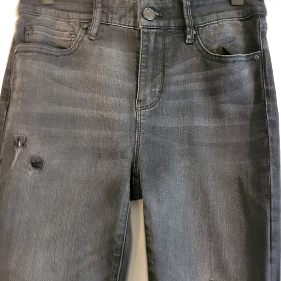 White House Black Market Denim - White House Black Market Distressed Black Women's Skinny Jeans Size 0
